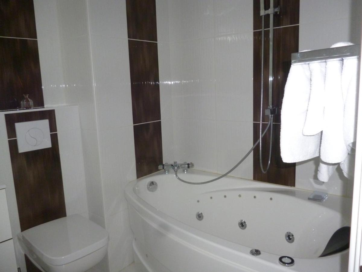 Auberge Bretonne Chateaubriant Phòng bức ảnh