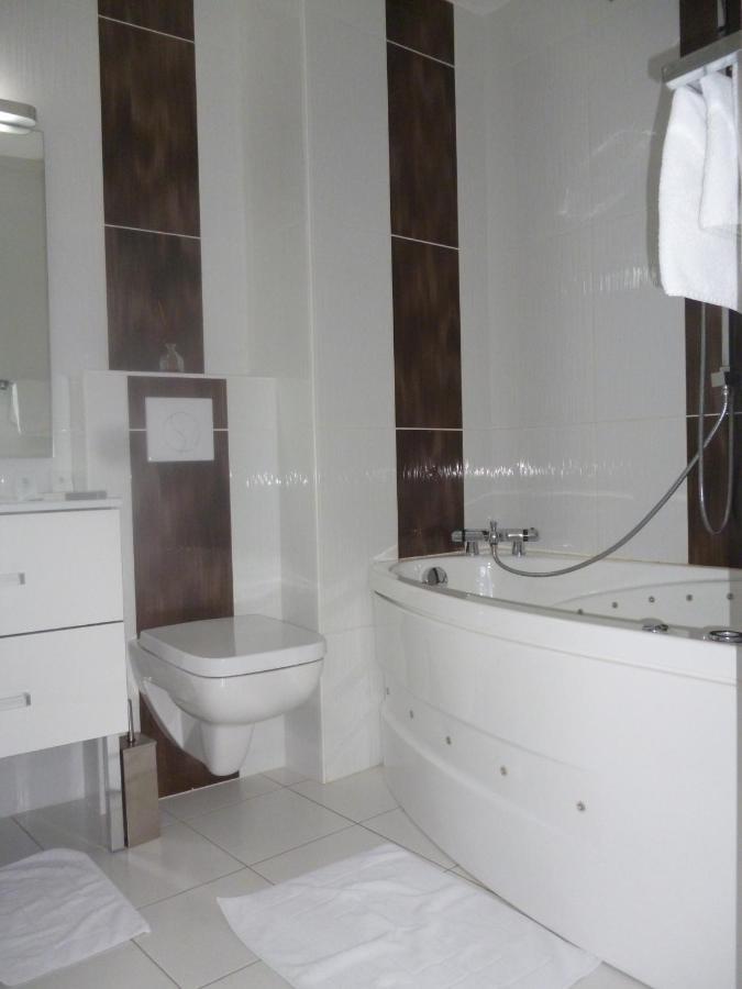 Auberge Bretonne Chateaubriant Phòng bức ảnh